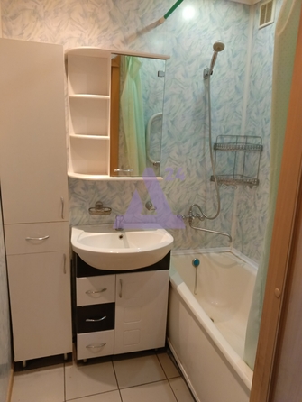 
  Продается 3-комн. квартира, 58.4 м², Анатолия ул, д. 41
. Фото 8.