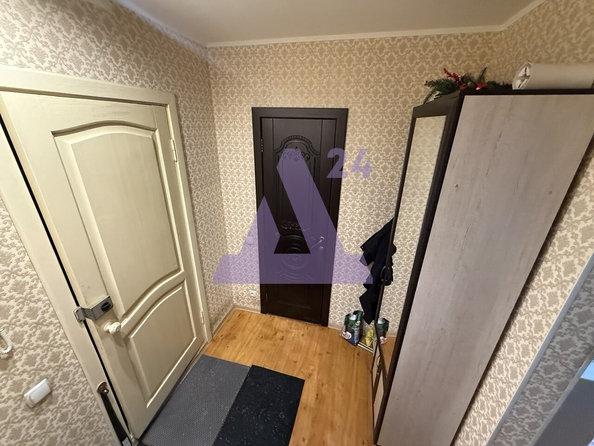 
  Продается 1-комн. квартира, 37 м², Лазурная ул, д. 40
. Фото 10.