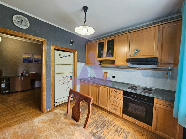 
  Продается 3-комн. квартира, 70 м², Строителей пр-кт, д. 34
. Фото 17.
