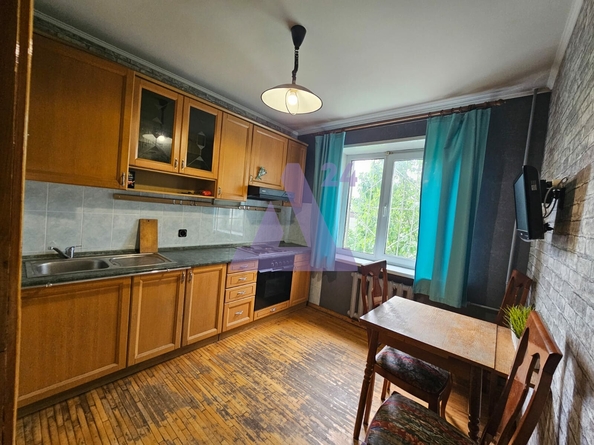 
  Продается 3-комн. квартира, 70 м², Строителей пр-кт, д. 34
. Фото 18.