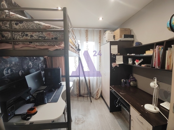 
  Продается 4-комн. квартира, 60.8 м², 7 (Северный мкр) кв-л, д. 14
. Фото 18.