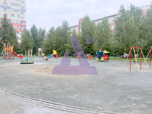 
  Продается 2-комн. квартира, 43.1 м², Шумакова ул, д. 61
. Фото 2.