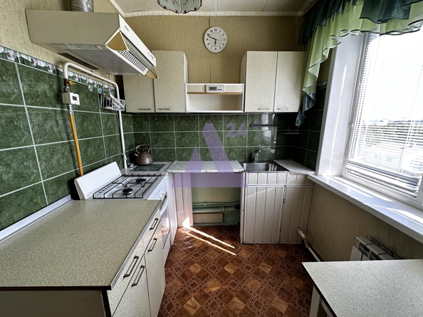 
  Продается 3-комн. квартира, 56.5 м², Георгия Исакова ул, д. 103
. Фото 5.