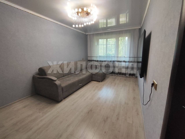 
  Продается 4-комн. квартира, 87 м², Шукшина ул
. Фото 9.