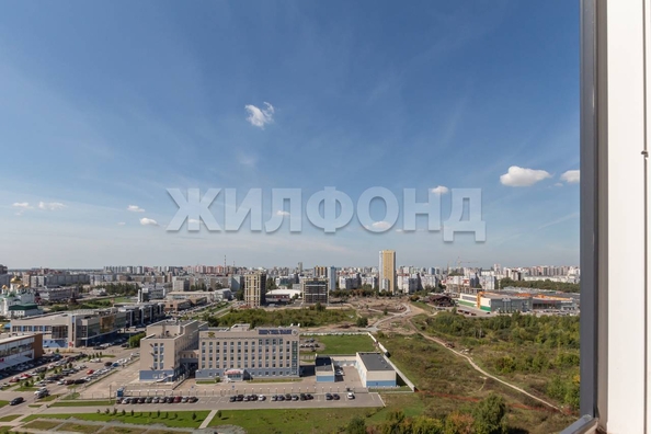 
  Продается 3-комн. квартира, 98.22 м², Взлетная ул
. Фото 10.