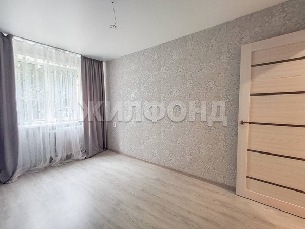 
  Продается 3-комн. квартира, 53 м², Антона Петрова ул
. Фото 8.