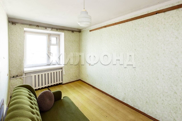 
  Продается 4-комн. квартира, 74 м², Космонавтов ул
. Фото 8.