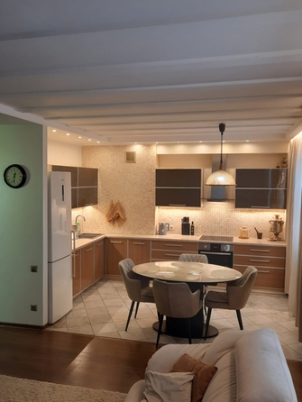 
  Продается 3-комн. квартира, 100 м², Советская ул, д. 9
. Фото 3.