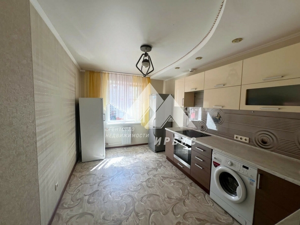 
  Продается 2-комн. квартира, 63.4 м², Островского/Георгия Исакова ул, д. 43
. Фото 4.