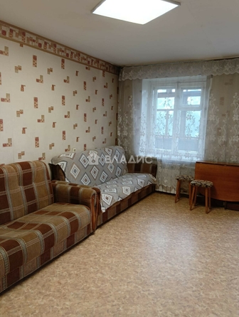 
  Продается 2-комн. квартира, 44 м², Петра Мерлина ул, д. 2
. Фото 3.