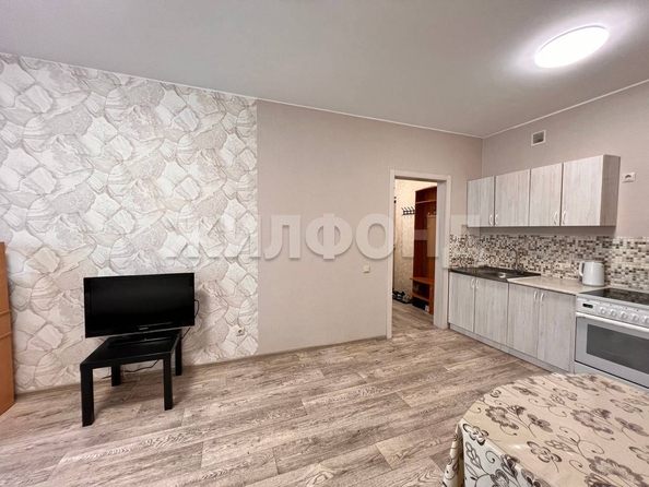 
  Продается 3-комн. квартира, 61.6 м², Христенко ул
. Фото 4.