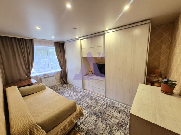 
  Продается 3-комн. квартира, 56 м², Эмилии Алексеевой ул, д. 52
. Фото 2.