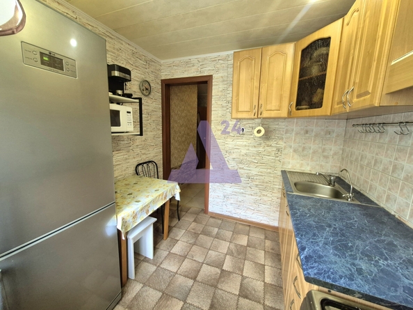 
  Продается 3-комн. квартира, 56 м², Эмилии Алексеевой ул, д. 52
. Фото 9.