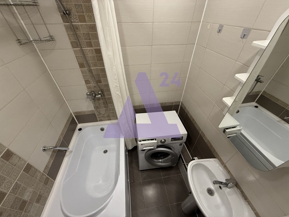 
  Продается 3-комн. квартира, 60 м², Шумакова ул, д. 45
. Фото 14.