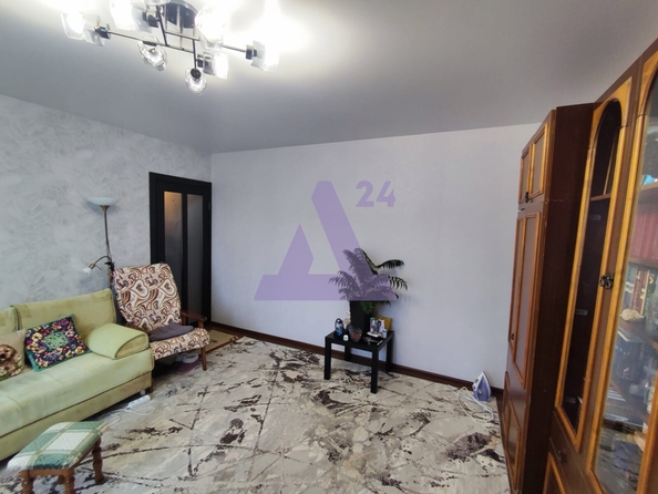 
  Продается 2-комн. квартира, 59.2 м², Попова ул, д. 154
. Фото 2.