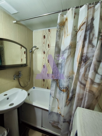 
  Продается 2-комн. квартира, 59.2 м², Попова ул, д. 154
. Фото 14.