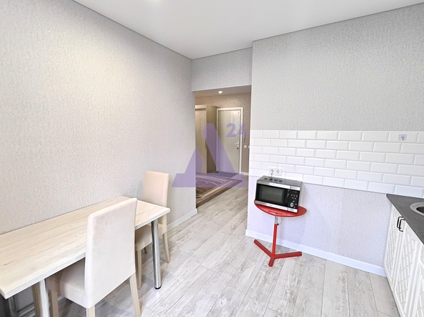 
  Продается 1-комн. квартира, 36.3 м², Лазурная ул, д. 41
. Фото 4.