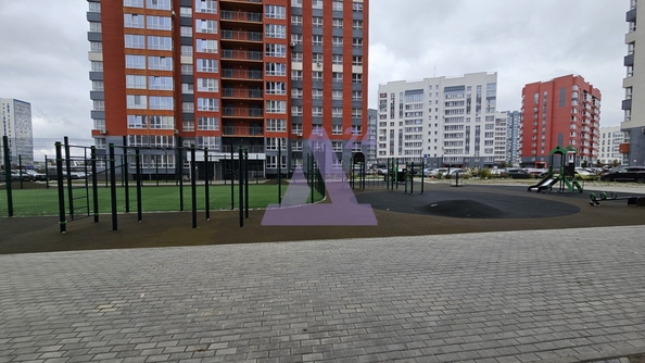 
  Продается 3-комн. квартира, 85.3 м², Солнечная Поляна ул, д. 94
. Фото 33.
