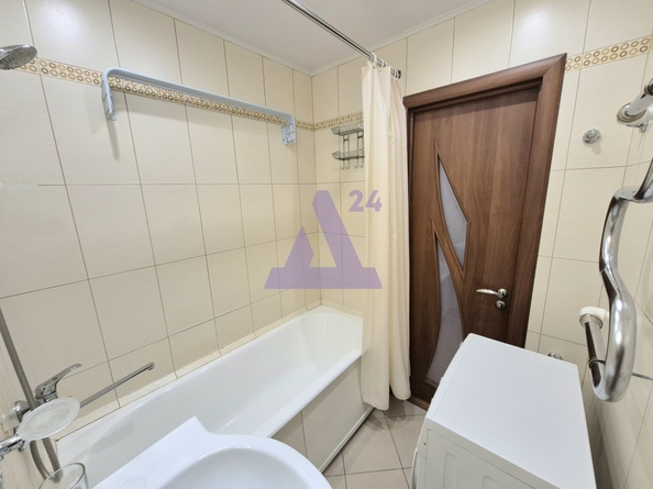 
  Продается 2-комн. квартира, 53.3 м², Шукшина ул, д. 8
. Фото 12.