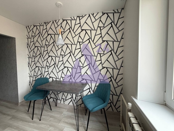 
  Продается 1-комн. квартира, 36 м², Солнечная Поляна ул, д. 99б
. Фото 2.