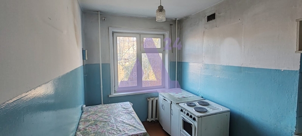 
  Продается 3-комн. квартира, 60 м², Октябрьская ул, д. 33
. Фото 1.