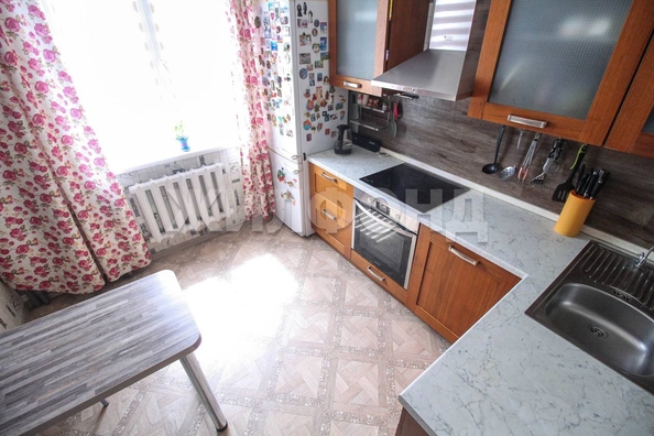 
  Продается 2-комн. квартира, 52.5 м², Солнечная Поляна ул
. Фото 11.