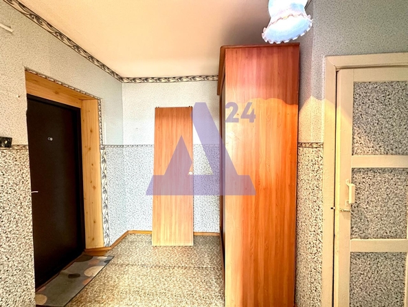 
  Продается 2-комн. квартира, 40.1 м², Залесовская ул, д. 85
. Фото 11.