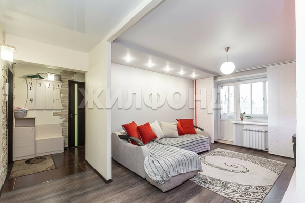 
  Продается 3-комн. квартира, 83 м², Лазурная ул
. Фото 5.