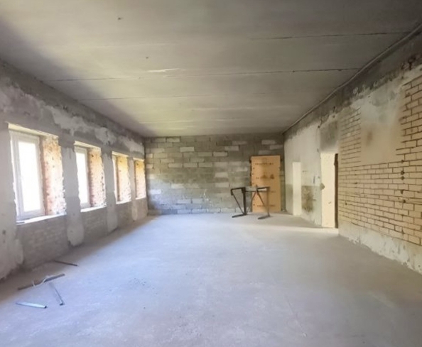 
  Продается универсальное помещение 2500 м². Фото 7.