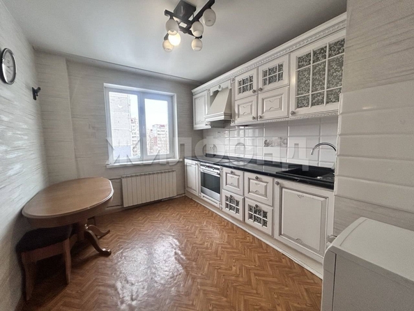 
  Продается 4-комн. квартира 81.9 м². Фото 1.