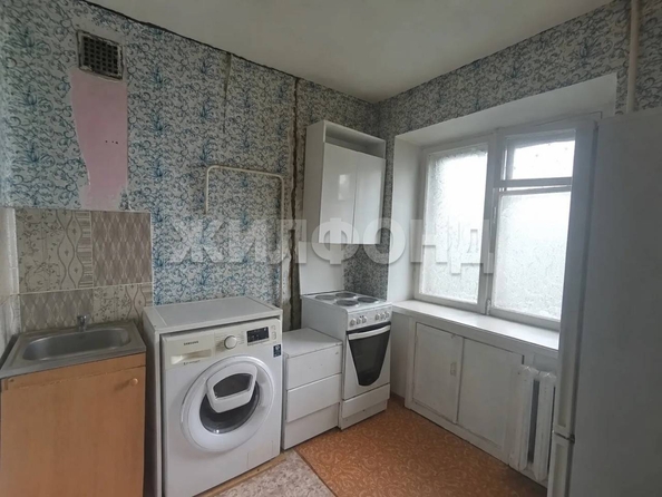 
  Продается 3-комн. квартира 43.8 м². Фото 1.