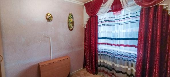 
  Продам 4-комн. квартиру 60.9 м². Фото 5.