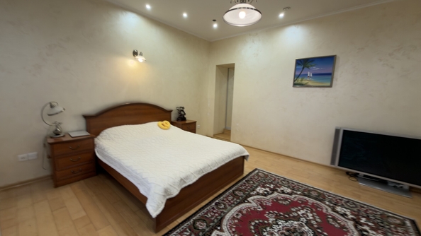 
  Продается 4-комн. квартира 216 м². Фото 15.