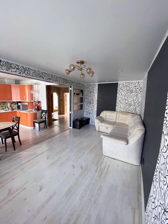 
  Продается 4-комн. квартира 84.4 м². Фото 1.