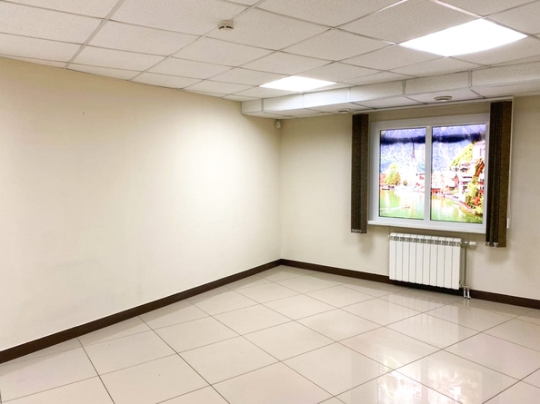 
  Сдается офис 182.9 м². Фото 7.