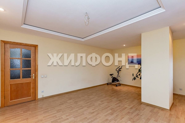 
  Продается 4-комн. квартира 217.6 м². Фото 7.