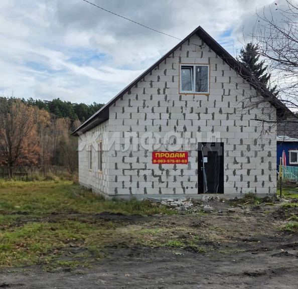 
  Продается дом 77 м². Фото 1.
