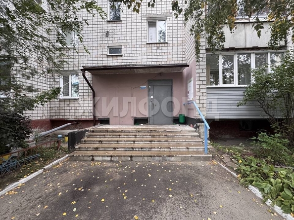 
  Продается 4-комн. квартира 74 м². Фото 1.