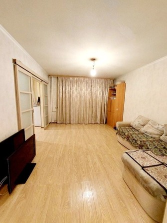 
   Продам 3-комнатную, 74.3 м², Антонова ул, 19

. Фото 7.