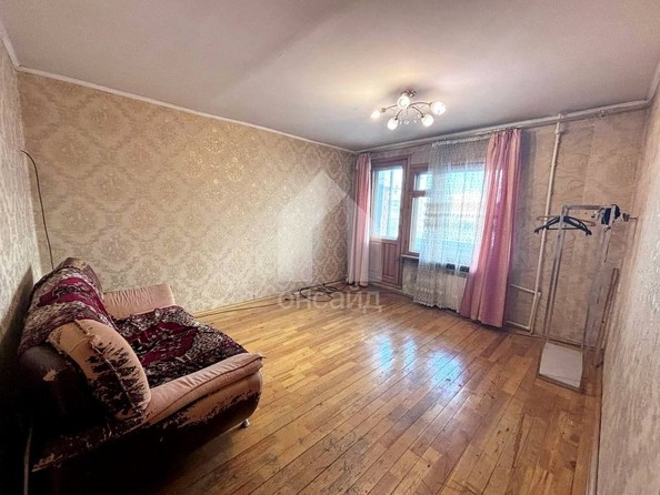 
   Продам 3-комнатную, 62.5 м², Строителей Проспект, 44

. Фото 7.