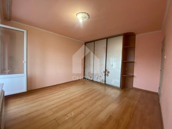 
   Продам 3-комнатную, 63.5 м², Ринчино ул, 3

. Фото 10.