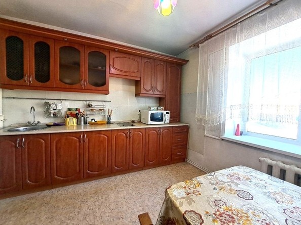 
   Продам 3-комнатную, 72 м², Гагарина ул, 73А

. Фото 4.