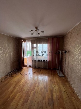 
   Продам 3-комнатную, 62 м², Строителей Проспект, 44

. Фото 5.