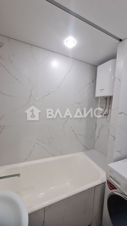 
   Продам 1-комнатную, 42 м², 

. Фото 4.