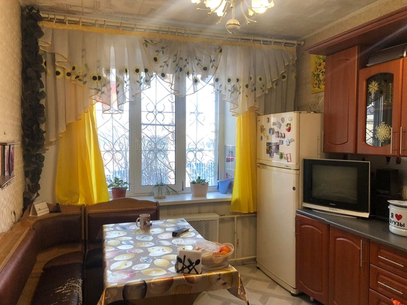 
   Продам 3-комнатную, 77 м², Жуковского ул, 21

. Фото 1.