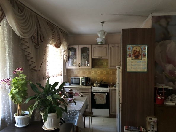 
   Продам 3-комнатную, 53 м², Октябрьская ул, 18

. Фото 4.