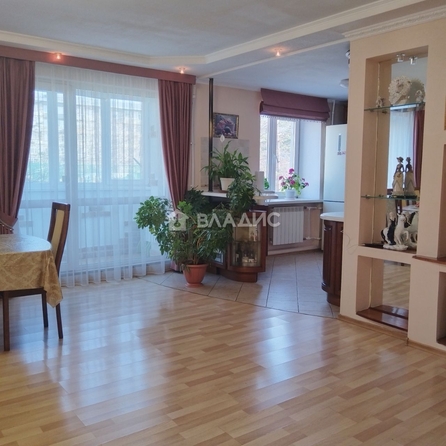 
   Продам 2-комнатную, 92 м², Жердева ул, 102

. Фото 4.