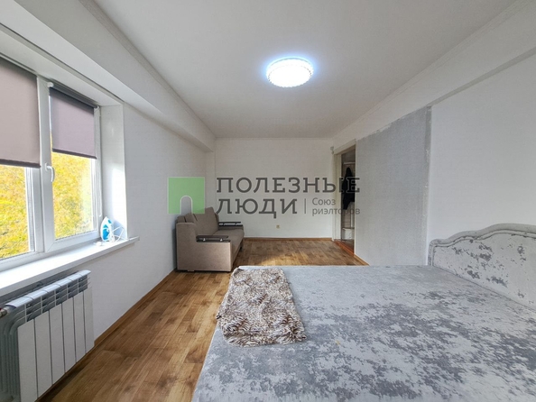 
   Продам 1-комнатную, 32 м², Ключевская ул, 18

. Фото 3.