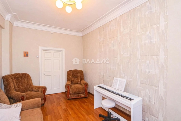 
   Продам 2-комнатную, 45.8 м², Гастелло ул, 3

. Фото 5.