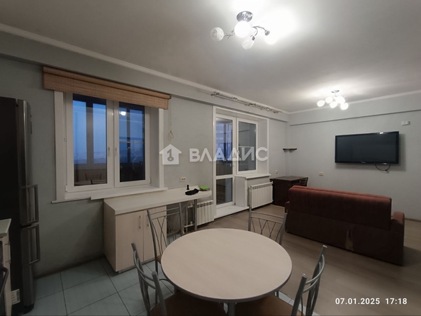 
   Продам 1-комнатную, 41.1 м², Ринчино ул, 2В

. Фото 7.